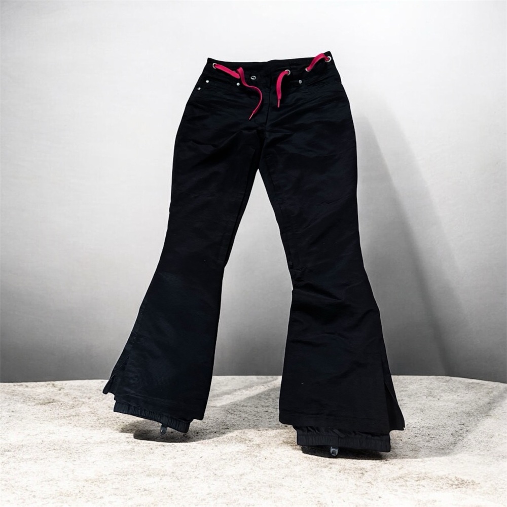 Black isolated Core ski pants size XS in like new condition